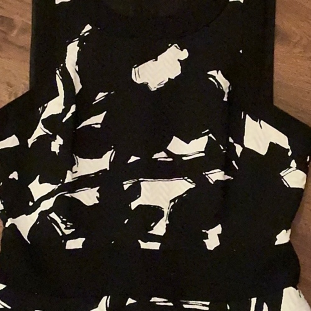 Bell Shaped dress by Banana Republic - Picture 6 of 8
